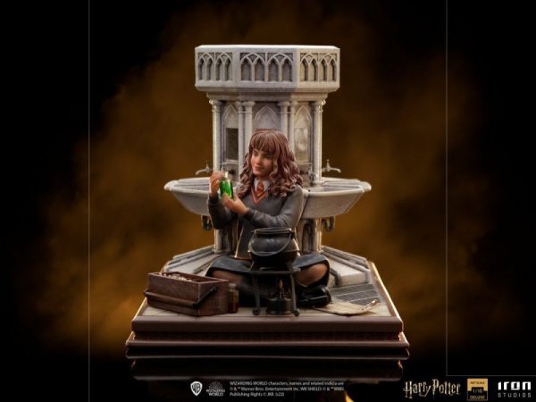画像1: 予約 アイアンスタジオ Iron Studios  Hermione Granger Polyjuice Deluxe Version- Harry Potter 1/10 WBHPM65622-10 (1)