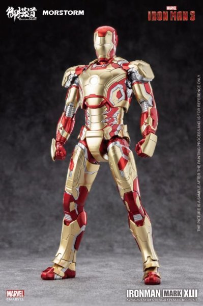 画像1: 予約  Easternmodel  The Avengers Series Iron Man  MK42  1/9 アクションフィギュア EM2022007P さいはん (1)