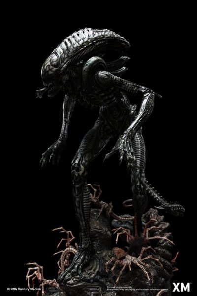 画像1: XM Studios   Alien Hive-Warrior - Black Variant Supreme  78cm  スタチュー   (1)